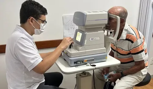 
				
					Mutirão realiza exames gratuitos para glaucoma e catarata em Salvador
				
				