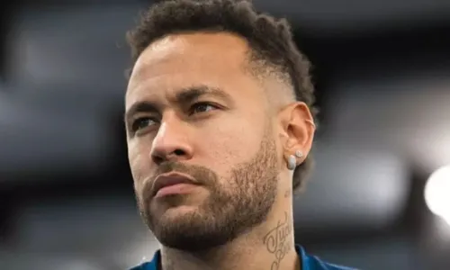 
				
					Neymar é inocentado pela Justiça após polêmica em mansão
				
				