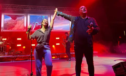 
				
					'O poder da nostalgia' reúne fãs em show do Biquini e Nenhum de Nós
				
				