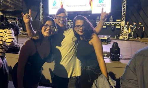 
				
					'O poder da nostalgia' reúne fãs em show do Biquini e Nenhum de Nós
				
				