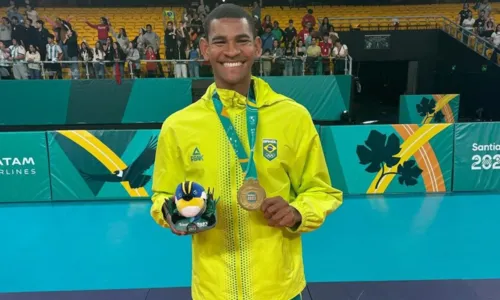 
				
					Olimpíadas: conheça Adriano Xavier, revelação do vôlei brasileiro
				
				