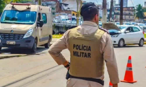 
				
					Homem é preso por suspeita de tentar matar enteado a facadas na Bahia
				
				