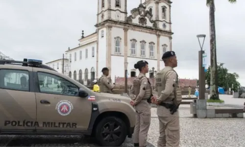 
				
					PM prende 37 pessoas e apreende 23 armas em operação na Bahia
				
				