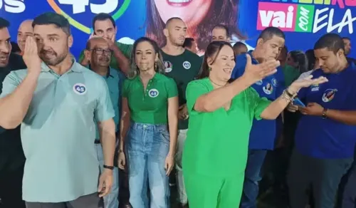 
				
					PSDB oficializa candidatura de Suzana Ramos à Prefeitura de Juazeiro
				
				