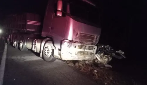 
				
					Pai e filho morrem após acidente de carro na Bahia
				
				