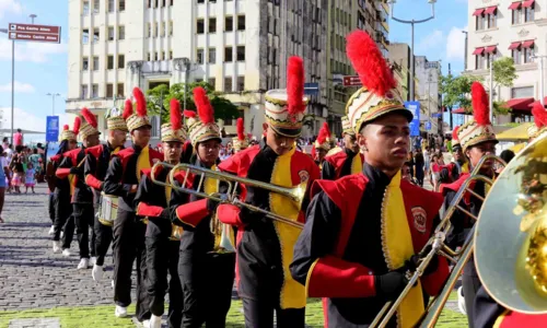 
				
					Fotos: veja imagens da celebração do 2 de Julho em Salvador
				
				