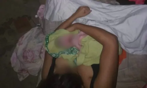 
				
					Policiais militares fazem parto de mulher em bairro de Salvador
				
				