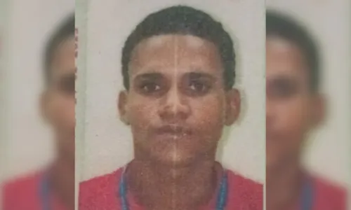 
				
					Preso em Ilhéus suspeito de envolvimento em assassinato de jovem
				
				