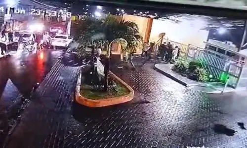 
				
					Presos torcedores do Bahia suspeitos de agressão após jogo do Vitória
				
				