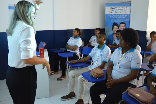 
				
					Programa Jovem Aprendiz Feirense está com 500 vagas abertas
				
				