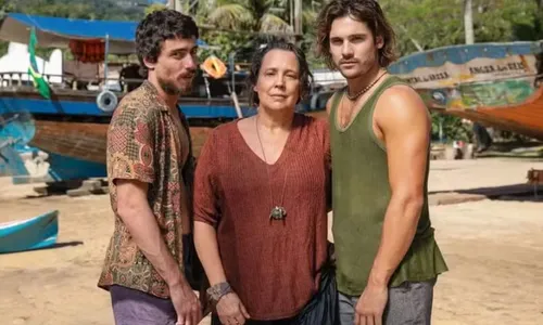 
				
					Protagonista de 'Mania de Você' vive romance nos bastidores da novela
				
				