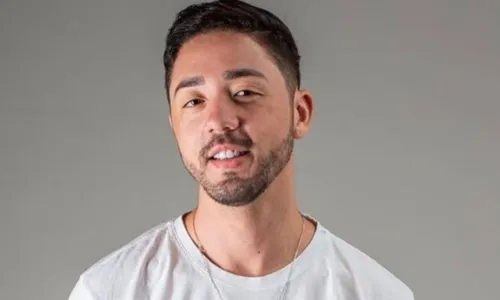 
					Rico Melquiades denuncia agressão contra avó e tia: 'Em desespero'
				
				