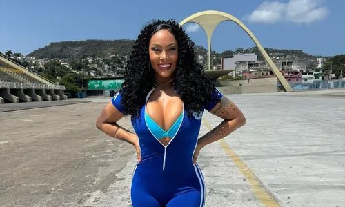 
				
					Rosiane Pinheiro chama atenção com look ousado em ensaio de Carnaval
				
				