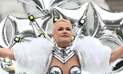 
				
					Roupa de Xuxa no Criança Esperança divide opiniões na web
				
				