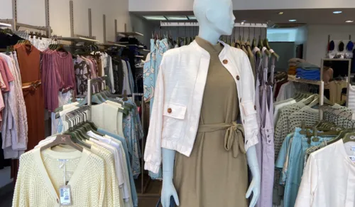 
				
					Roupas por R$ 50: inverno aquece economia em Vitória da Conquista
				
				