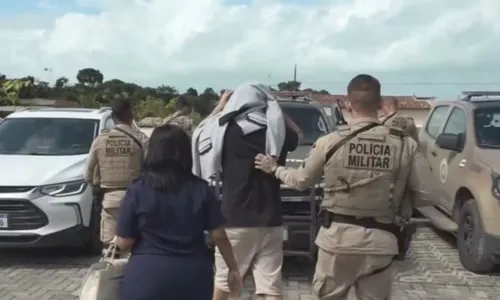 
				
					Servidores presos por fraude na Bahia são denunciados pelo MP
				
				