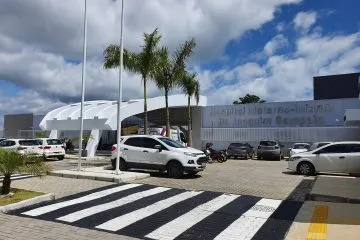 
				
					Setembro Amarelo: hospital de Ilhéus terá ações de escuta gratuitas
				
				