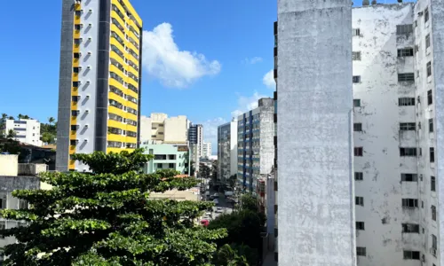 
				
					Sol ou chuva? Veja a previsão para Salvador ao longo da semana
				
				