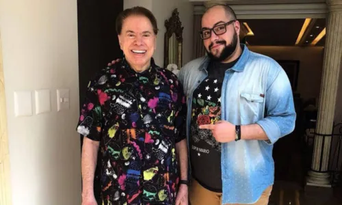 
					Tiago Abravanel comenta luto 1 ano após morte de Silvio: ‘Esqueço'
				
				