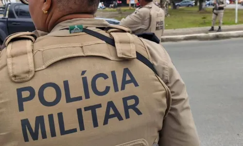 
				
					Homem morre durante confronto com PM no bairro da Paz, em Salvador
				
				