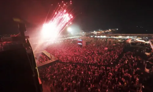 
				
					Tirullipa anima show de Murilo Huff em São João de cidade baiana; veja
				
				