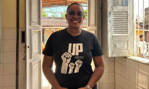 
				
					UP oficializa candidatura de Eslane Paixão à Prefeitura de Salvador
				
				