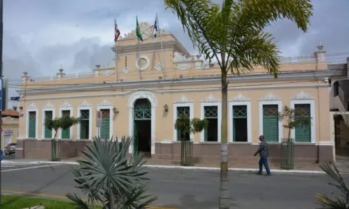 
				
					Instituto promove aula gratuita de preparação para concurso da Bahia
				
				