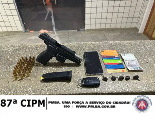 
				
					Vereador preso ao ser flagrado com arma e drogas na Bahia é solto
				
				