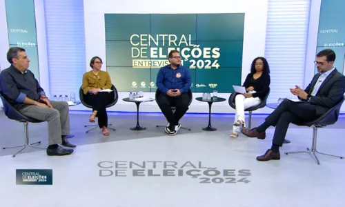 
				
					Victor Marinho responde se é a favor de militares em cargos políticos
				
				