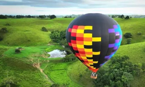 
				
					Voar de balão? Veja como fazer aventura turística na Bahia
				
				