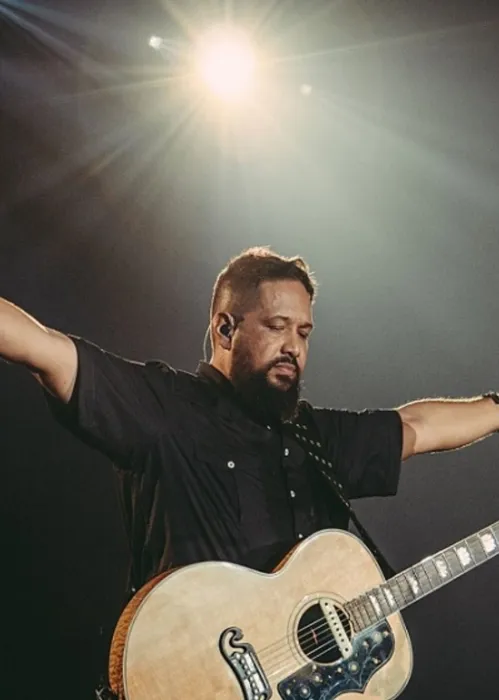 
				
					Festival gospel Canta Bahia 2024 reúne 100 mil pessoas em Salvador
				
				