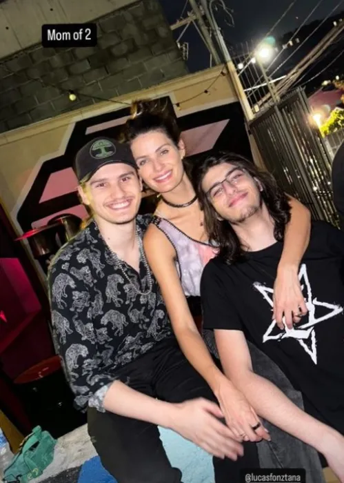 
				
					Isabeli Fontana mostra aniversário de 18 anos do filho; veja fotos
				
				