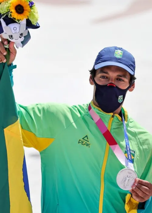 
				
					Jogos Olímipicos: conheça Kelvin Hoefler, finalista do Brasil no skate
				
				