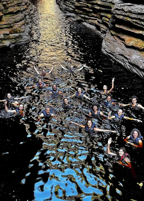 
				
					Johnny Massaro curte Chapada Diamantina com novo namorado; FOTOS
				
				