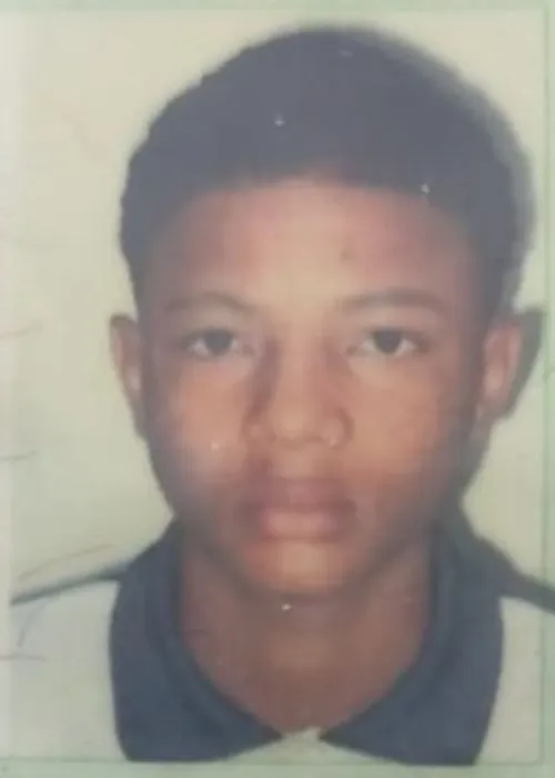 
				
					Jovem é morto a facadas enquanto trabalhava em Feira de Santana
				
				