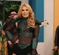 
                  Joelma sofre acidente e faz show em cadeira de rodas