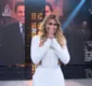 
                  Lívia Andrade chora em homenagem a Silvio Santos no 'Domingão'; VÍDEO