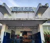 Homem e cachorro são encontrados mortos em quintal de casa na Bahia
