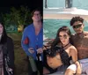 Mc Mirella aparece em clima de romance com ex-BBB e Carlinhos reage