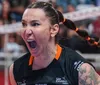 Quem é Tiffany, primeira mulher trans campeã da Superliga