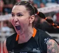 Quem é Tiffany, primeira mulher trans campeã da Superliga