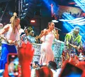 Ivete Sangalo invade ensaio de verão e agita multidão no Salvador