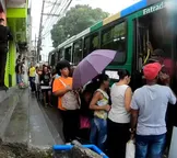 Arenoso: ônibus param de circular após mortes em confronto com PMs