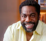 Lázaro Ramos revela estratégia para driblar preconceito: 'Libertação'