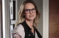 Quem é Letícia Birkheuer, atriz acusada de maus tratos pelo filho