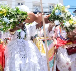 FOTOS: tradicional Lavagem de Itapuã, em Salvador, completa 120 anos