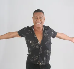 Renato Piaba celebra 30 anos de carreira com espetáculo em Salvador