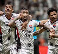 Vitória inicia Sul-Americana almejando primeiro título do Nordeste