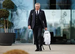 Carlo Ancelotti chega ao Brasil em meio à nova tempestade política
