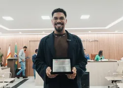 BBB 25: Vinícius Nascimento ganha alta honraria em cidade da Bahia